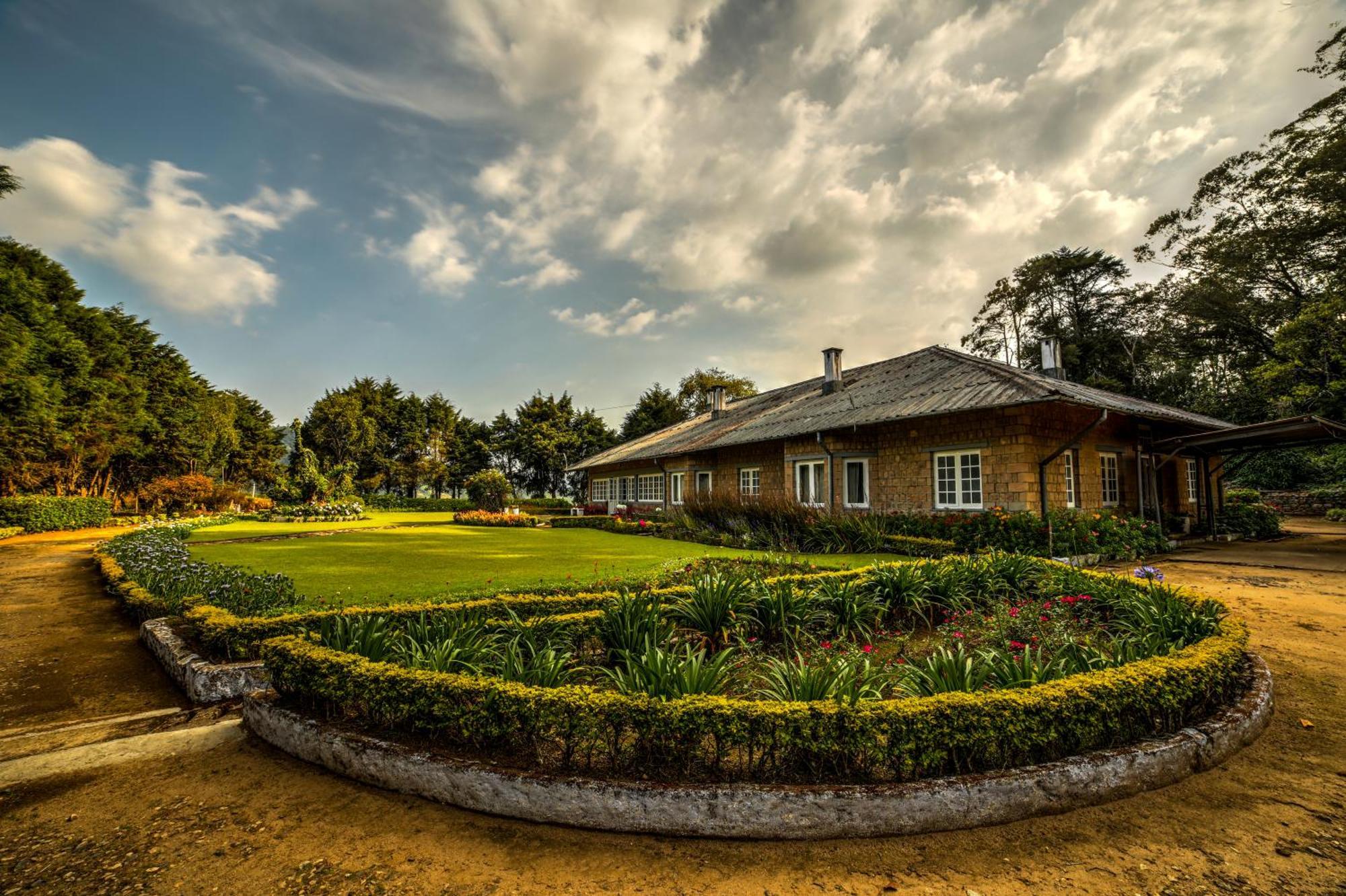 Lockhart Bungalow Munnar - A Cgh Earth Saha Experience Bagian luar foto